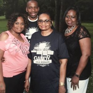 Meet your Posher, Geneva